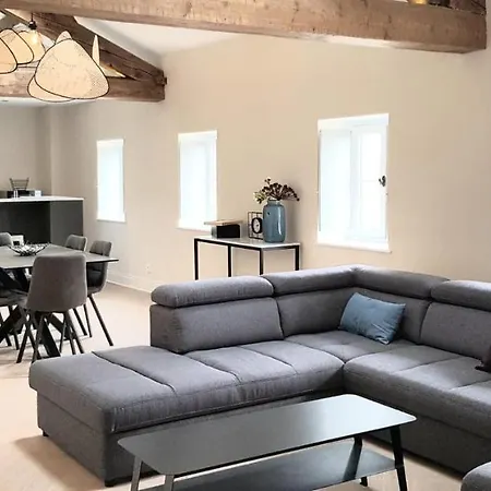 Loft Chic *